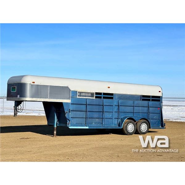 1979 Road Runner 18 FT. 5th Wheel Stock Trailer