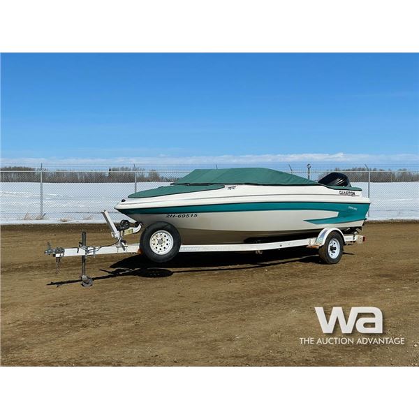 1996 Glastron 18 FT. Lake Boat