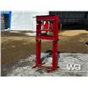 Image 2 : 20 Ton Hydraulic Press