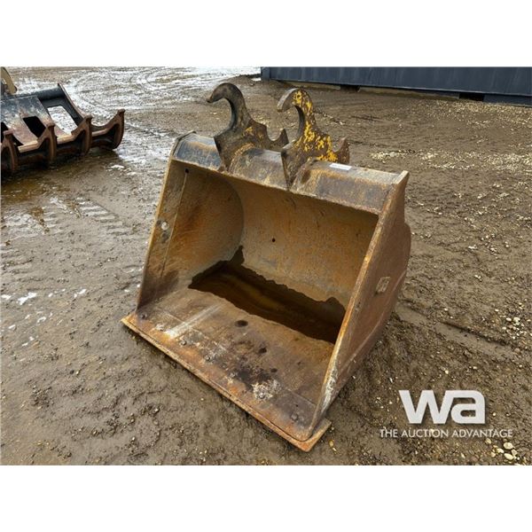 EFI 42 IN. Excavator Clean Out Bucket