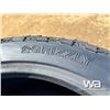 Image 6 : (4) Grizzly 35x12.50R22LT Tires