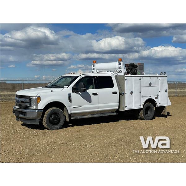 2017 Ford F350 XLT Crew Cab Service Truck