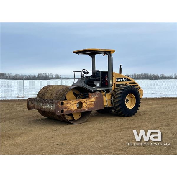 2000 Superpac 8410 Smooth Drum Packer