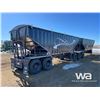 Image 3 : 2010 Lode King Super B-Train Grain Trailers