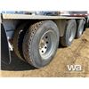 Image 12 : 2002 Doepker Super B-Train Grain Trailers