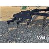 Image 18 : 2006 John Deere 2410 47 FT. Cultivator