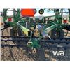 Image 21 : 2006 John Deere 2410 47 FT. Cultivator