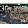 Image 9 : 2006 John Deere 2410 47 FT. Cultivator