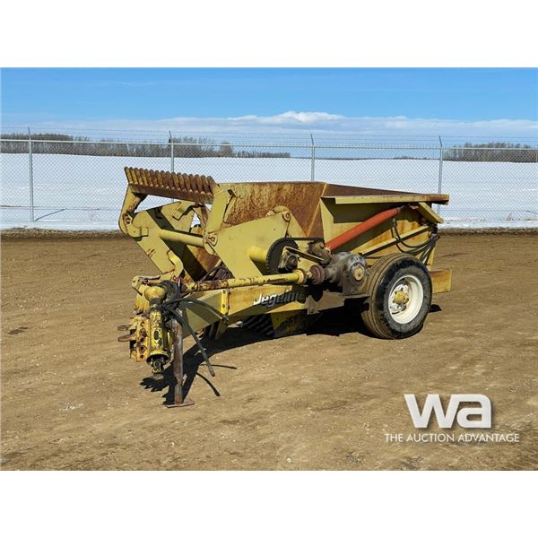 Degelman R5702 Rock Picker