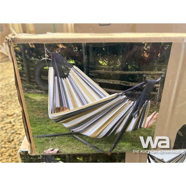 Swinging Hammock