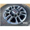 Image 4 : (4) Michelin LTX A/T LT275/70R18 Tires & Rims