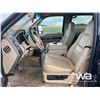 Image 7 : 2008 FORD F-350 LARIAT CREW CAB PICKUP