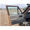 Image 5 : 1993 JEEP CHEROKEE 4 DOOR STATION WAGON