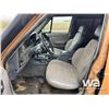 Image 6 : 1993 JEEP CHEROKEE 4 DOOR STATION WAGON