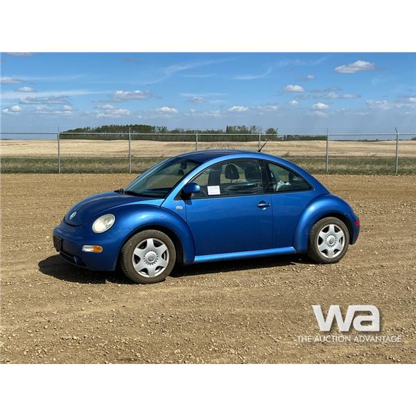 2000 VOLKSWAGEN NEW BEETLE HATCHBACK CAR
