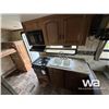 Image 21 : 2012 OUTBACK 210RS  21 FT. T/A TRAVEL TRAILER
