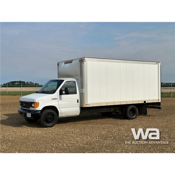 2007 FORD F-350 ECONOLINE 16 FT. CUBE VAN
