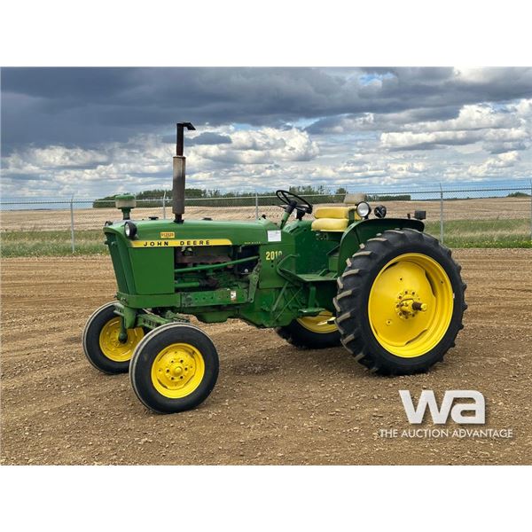 1963 JOHN DEERE 2010 GAS TRACTOR