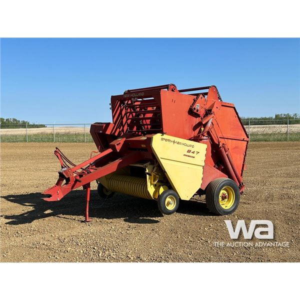 NEW HOLLAND 847 ROUND BALER