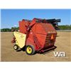 Image 4 : NEW HOLLAND 847 ROUND BALER