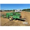 Image 4 : JOHN DEERE 336 SQUARE BALER