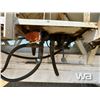 Image 20 : BELGRADE 23 FT. T/A  SEED/FERTILIZER CART