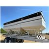 Image 9 : BELGRADE 23 FT. T/A  SEED/FERTILIZER CART