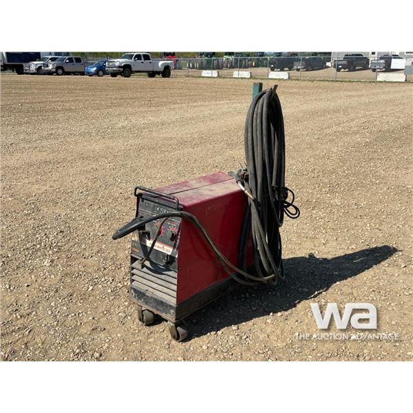 LINCOLN WIREMATIC 255 WELDER