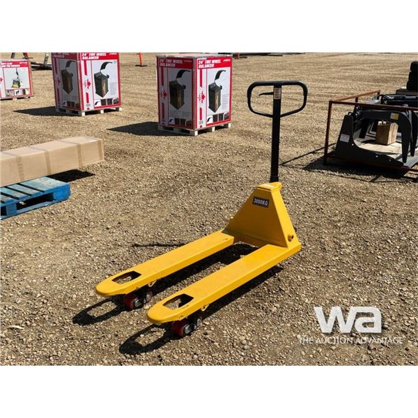 INDUSTRIAL PALLET JACK