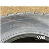 Image 6 : (2) BRIDGESTONE & MICHELIN 385/65R22.5 TRUCK TIRES