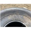 Image 5 : (1) CARLISLE 21.5LX16.1SL TIRE
