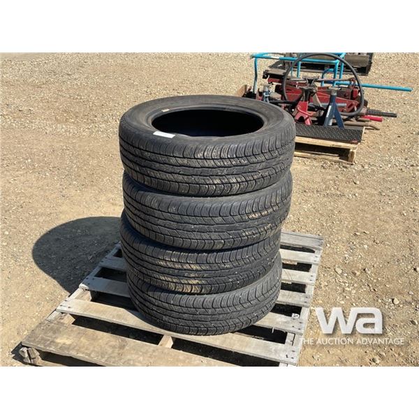 (4) 215/60R17 DUNLOP TIRES