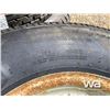 Image 7 : (6) ST225/75R15 TIRES AND RIMS