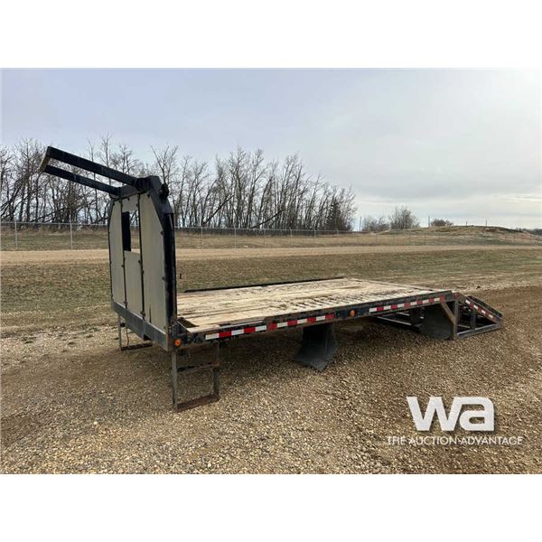 STEEL 23 FT. T/A FLAT DECK