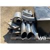 Image 5 : TRAILER TOOL BOX, EXHAUST PIPES, MUD FLAPS