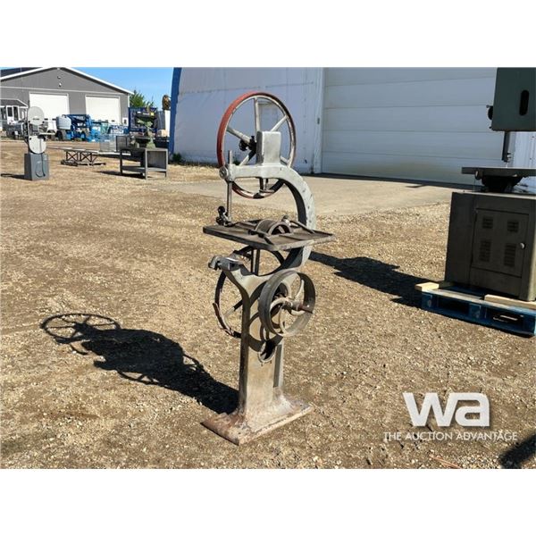 14 IN. ANTIQUE BAND SAW