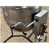 Image 7 : COMMERCIAL STAINLESS STEEL TILTING MIXING BOWL