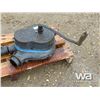 Image 6 : ANTIQUE FORGE BLOWER