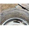 Image 6 : (1) LT235/85R16 BRIDGESTONE TIRE AND RIM