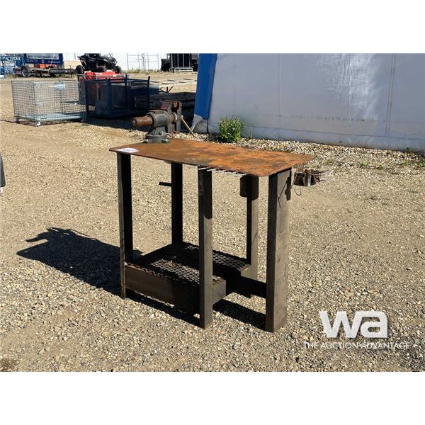 41 IN. CUSTOM STEEL WORKBENCH WITH VISE GRIP