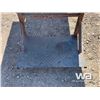Image 10 : 5 FT. CUSTOM WORKBENCH WITH VISE GRIP