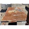 Image 13 : 5 FT. CUSTOM WORKBENCH WITH VISE GRIP