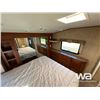 Image 33 : 2011 ELK RIDGE 37 FT. T/A 5TH WHEEL TRAVEL TRAILER