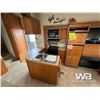 Image 10 : 2008 TRIPLE E TOPAZ 5TH WHEEL TRAVEL TRAILER