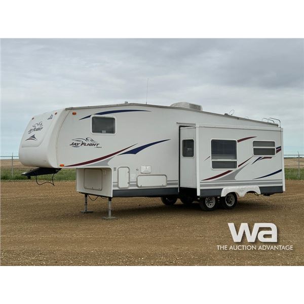 2006 JAYFLIGHT 27.5 FT. 5TH WHEEL TRAVEL TRAILER