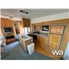 Image 13 : 2000 CARDINAL 32 FT. T/A 5TH WHEEL TRAVEL TRAILER