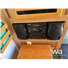 Image 21 : 2000 CARDINAL 32 FT. T/A 5TH WHEEL TRAVEL TRAILER