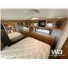 Image 29 : 2000 CARDINAL 32 FT. T/A 5TH WHEEL TRAVEL TRAILER