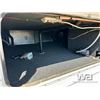 Image 38 : 2000 CARDINAL 32 FT. T/A 5TH WHEEL TRAVEL TRAILER