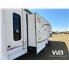 Image 45 : 2000 CARDINAL 32 FT. T/A 5TH WHEEL TRAVEL TRAILER
